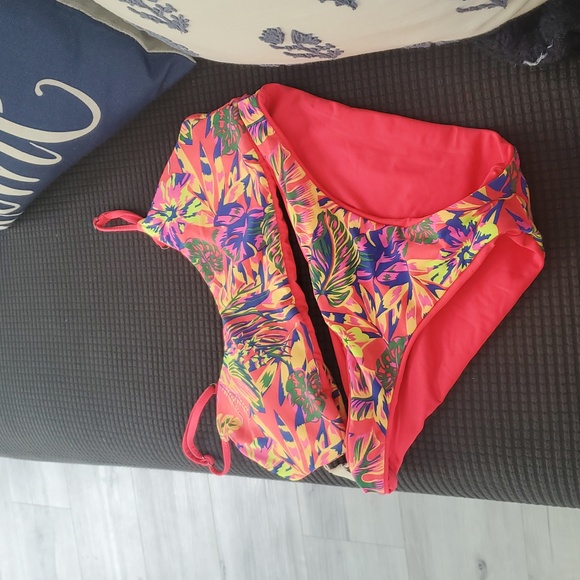 Maaji Floral Burst Bikini Set - Picture 1 of 4